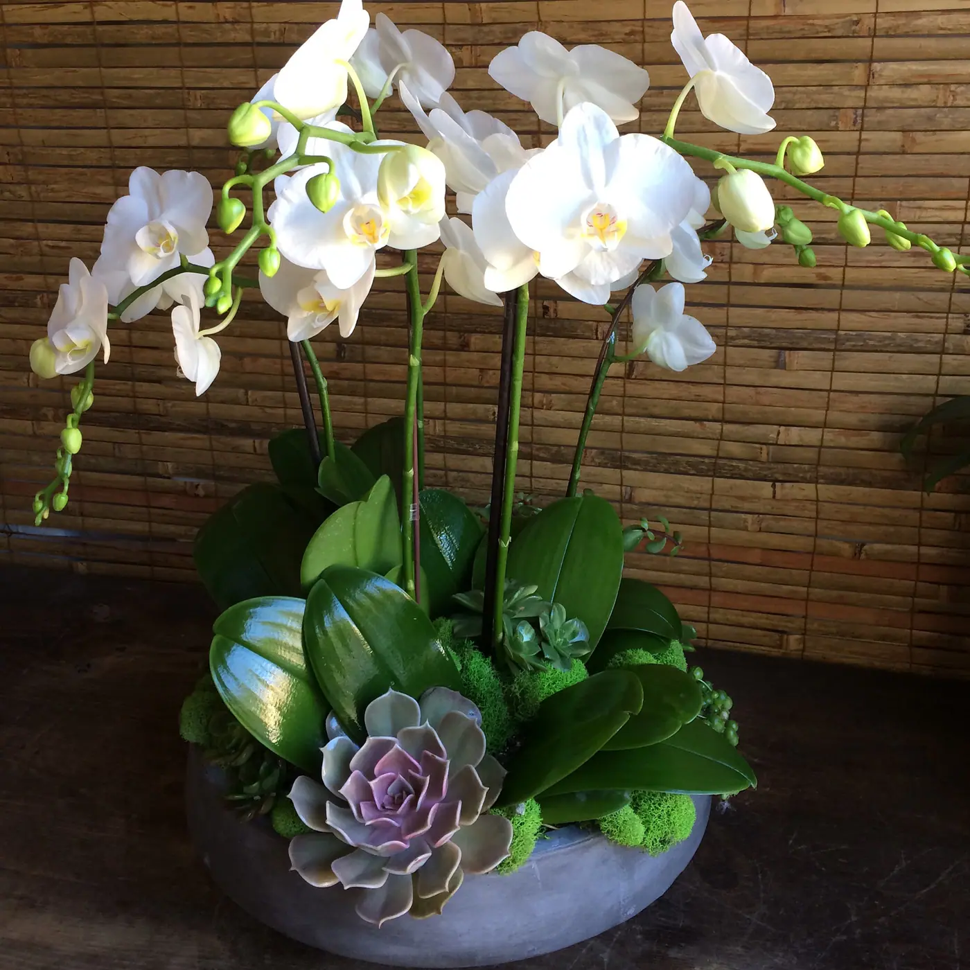 Floral design by Instyle Flowers